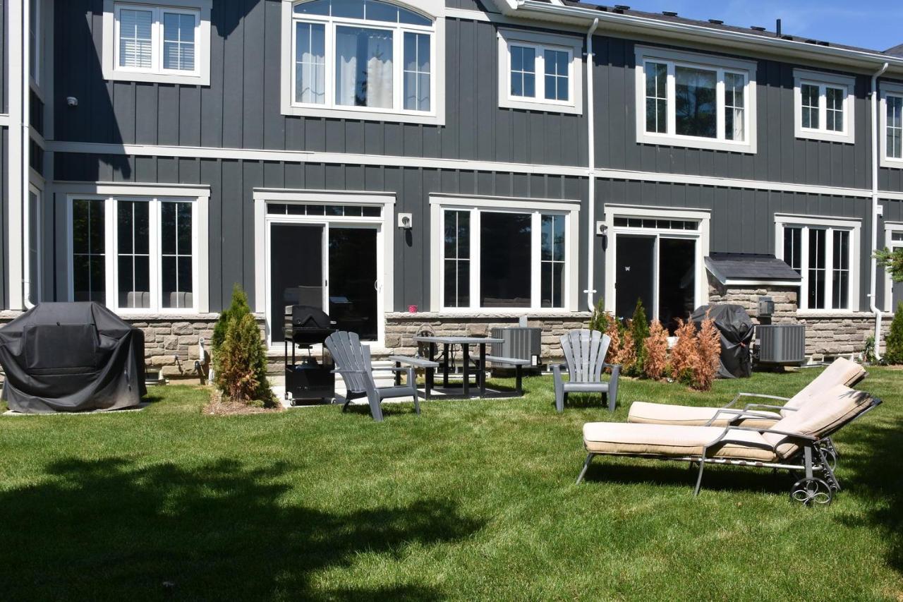 New Blue Mountain Village Snowbridge Executive Townhome Sleeps 10 With Outdoor Pool And Shuttle Nottawa Екстериор снимка