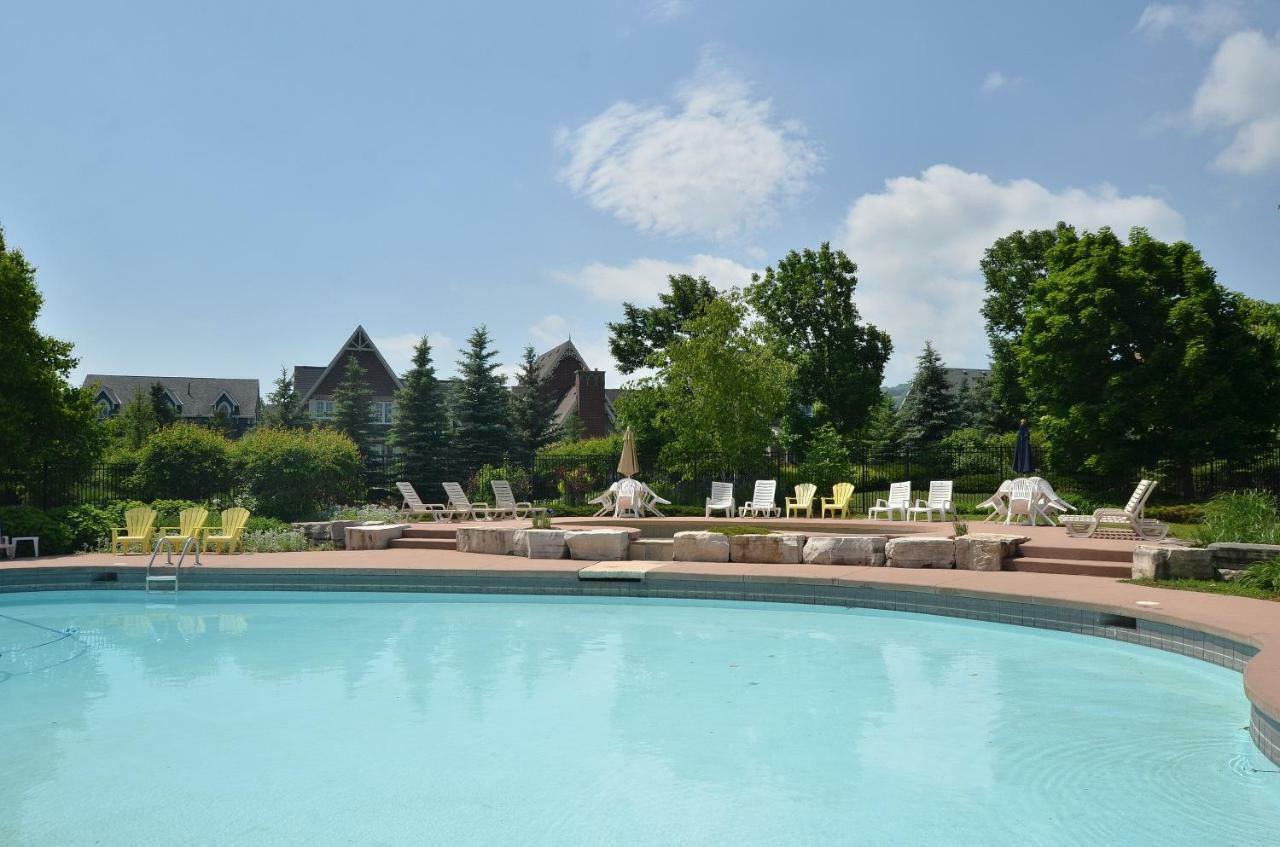 New Blue Mountain Village Snowbridge Executive Townhome Sleeps 10 With Outdoor Pool And Shuttle Nottawa Екстериор снимка
